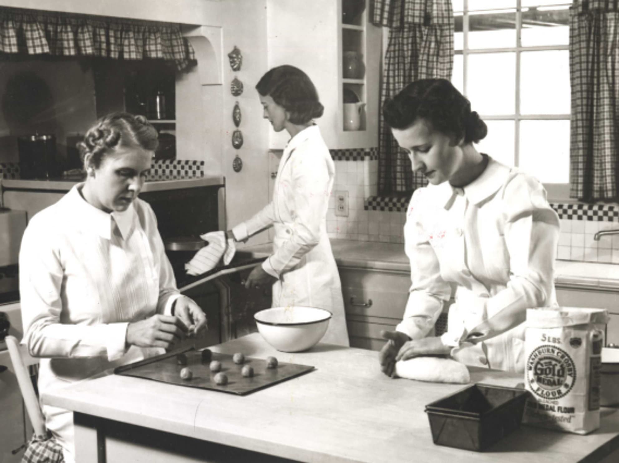 Women working in the Betty Crocker kitchens